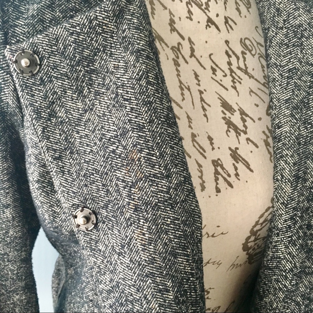 Club Monaco Tweed Jacket - image 4